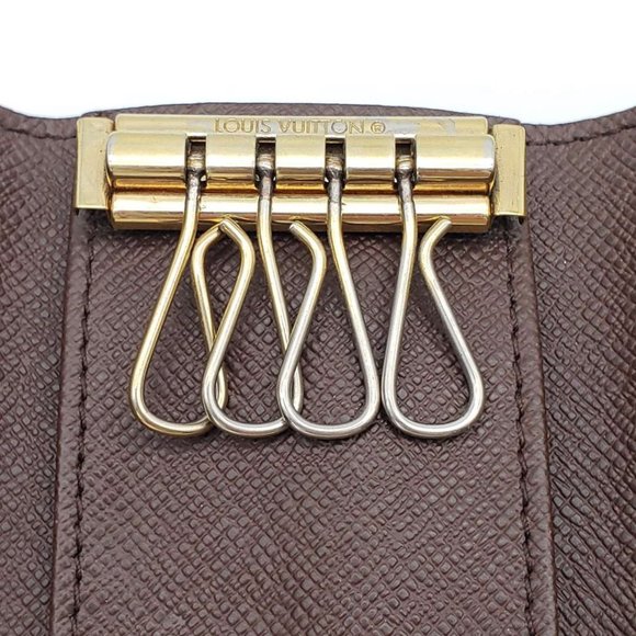 100% Authentic Louis Vuitton Damier Ebene 4 Keycase - Picture 10 of 13